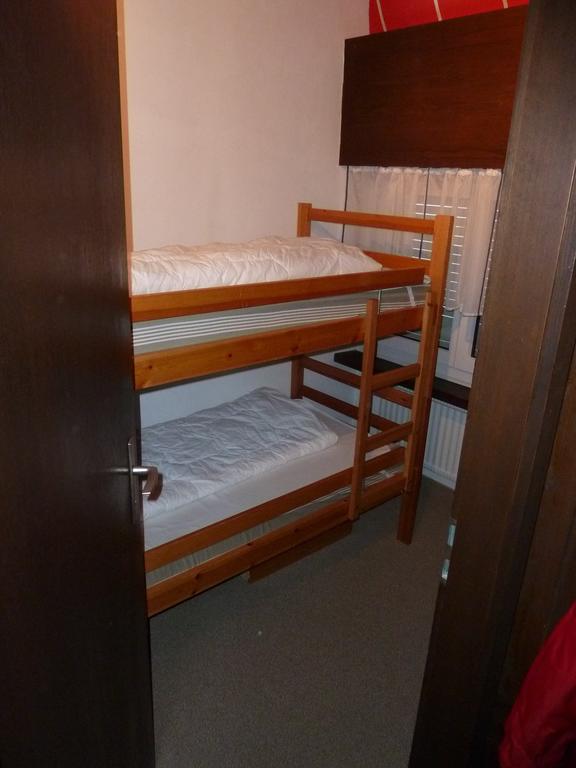 Ferienwohnung Murschetg Laax Room photo
